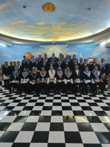 Siqueira Campos prestigia Reassunção e Posse na ARLS Fraternidade Acadêmica Avá-Canoeiro nº 4115