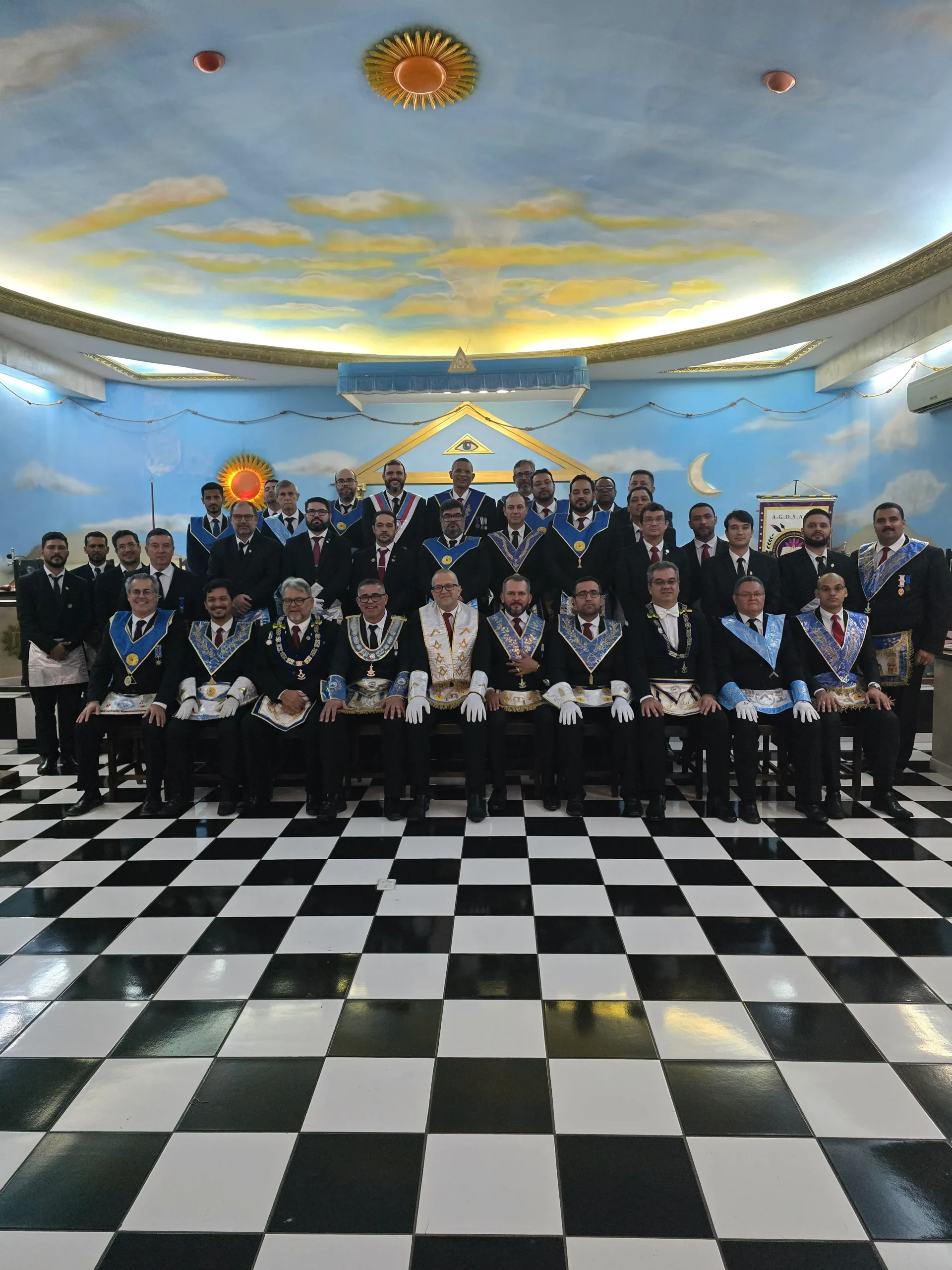 Siqueira Campos prestigia Reassunção e Posse na ARLS Fraternidade Acadêmica Avá-Canoeiro nº 4115